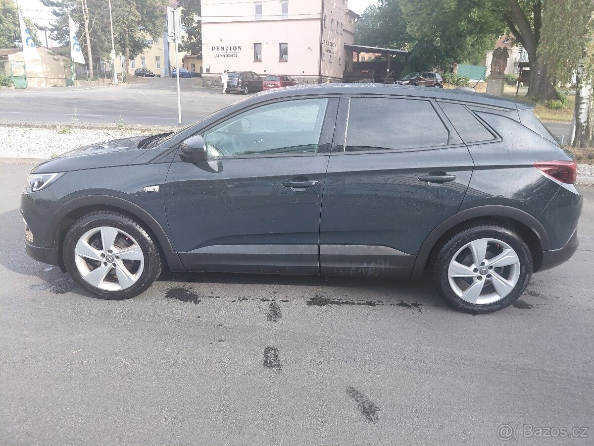 opel-grandland-1-2-x-benzin-96kw - 7
