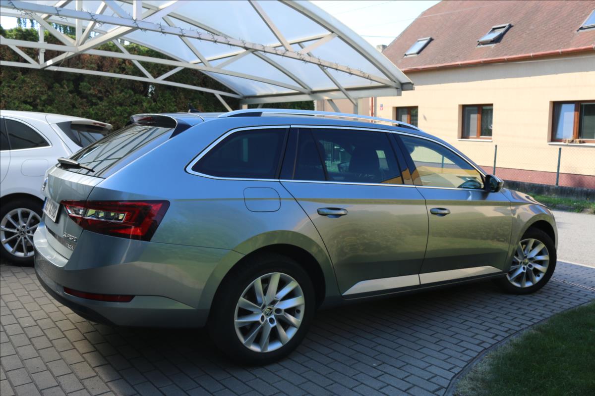 skoda-superb-2-0-tdi-dsg-4x4 - 3