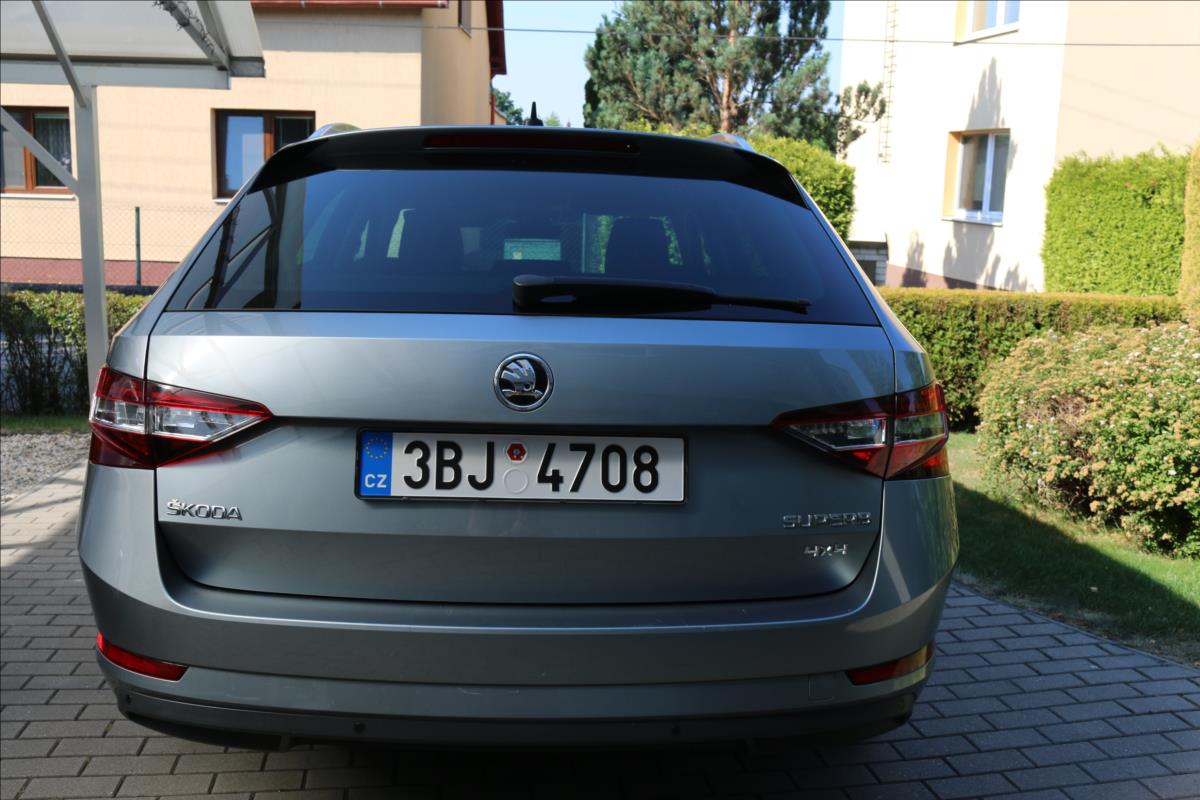 skoda-superb-2-0-tdi-dsg-4x4 - 4