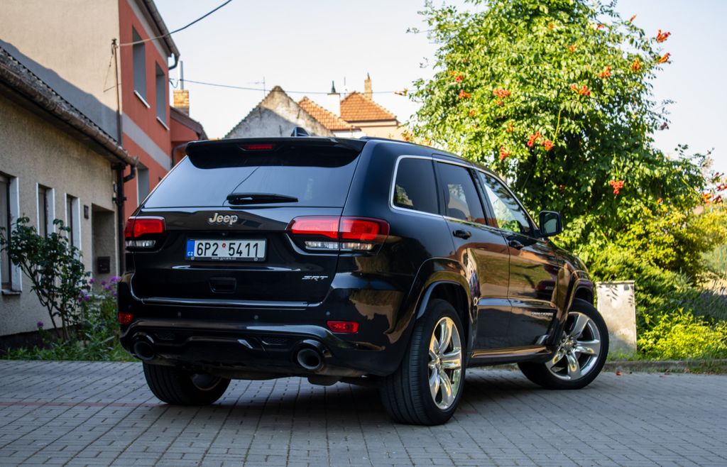 jeep-grand-cherokee - 4