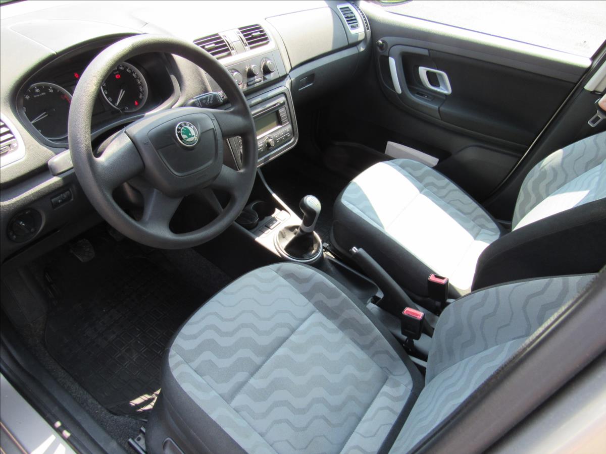 skoda-fabia-1-2-htp-44kw-ambiente - 8