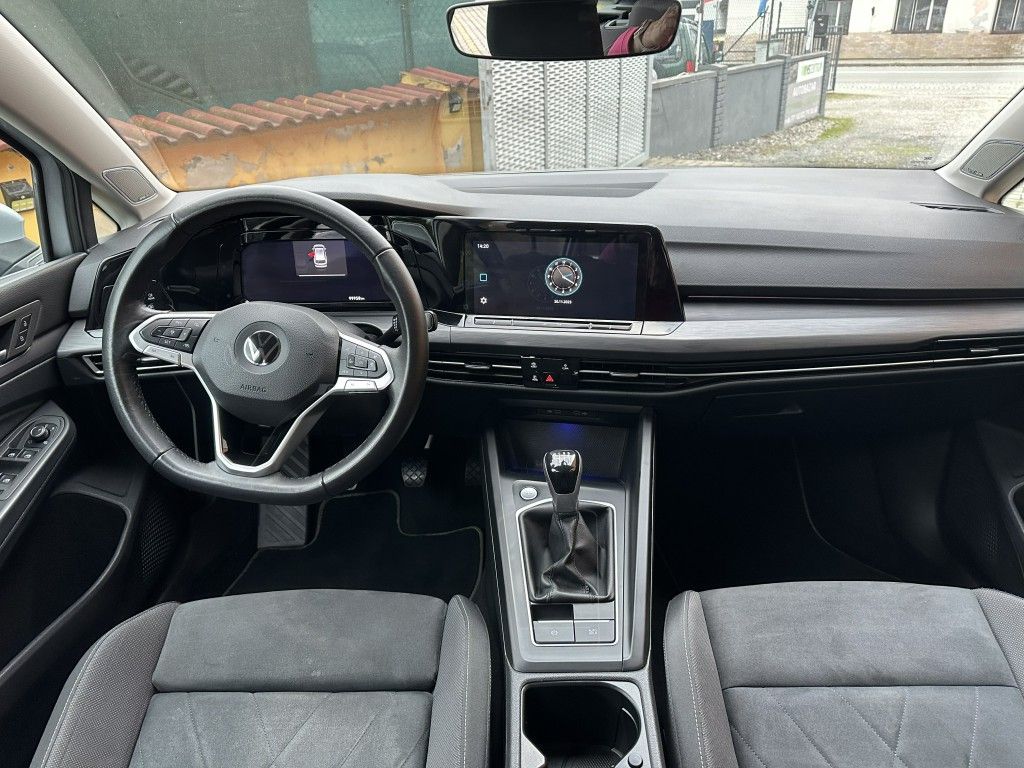 volkswagen-golf-1-5-tsi-110kw - 9