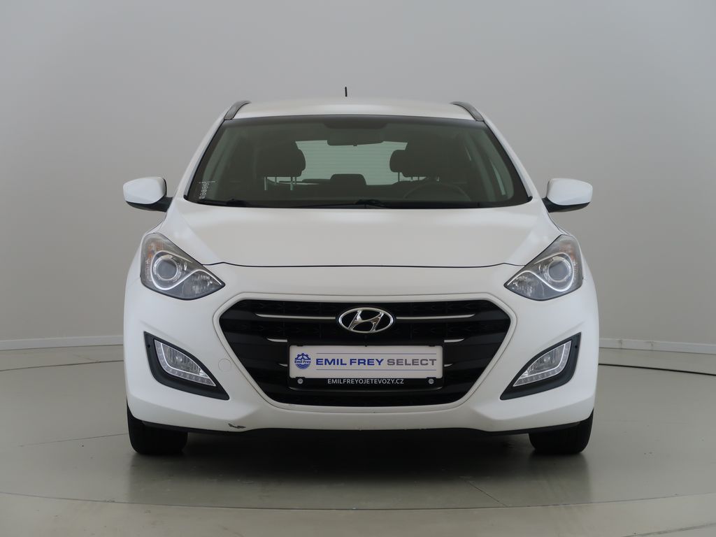 hyundai-i30-1-6i-88kw-klima-manual-cz-1maj - 1
