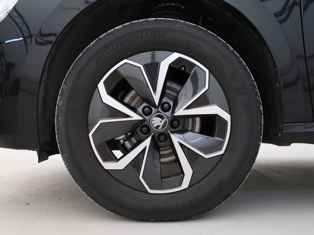 skoda-kamiq-1-0tsi-85kw-selection-man6 - 9