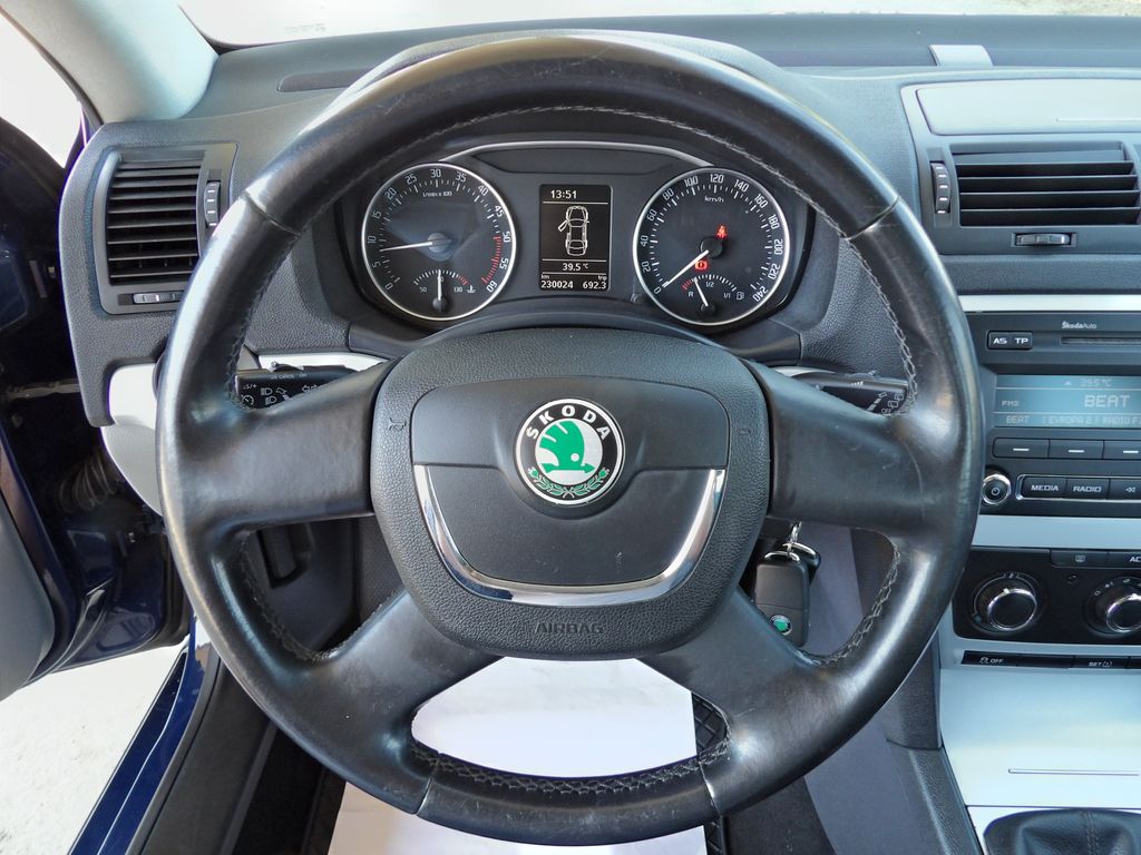 skoda-octavia-1-6tdi-ambition-serviska - 9