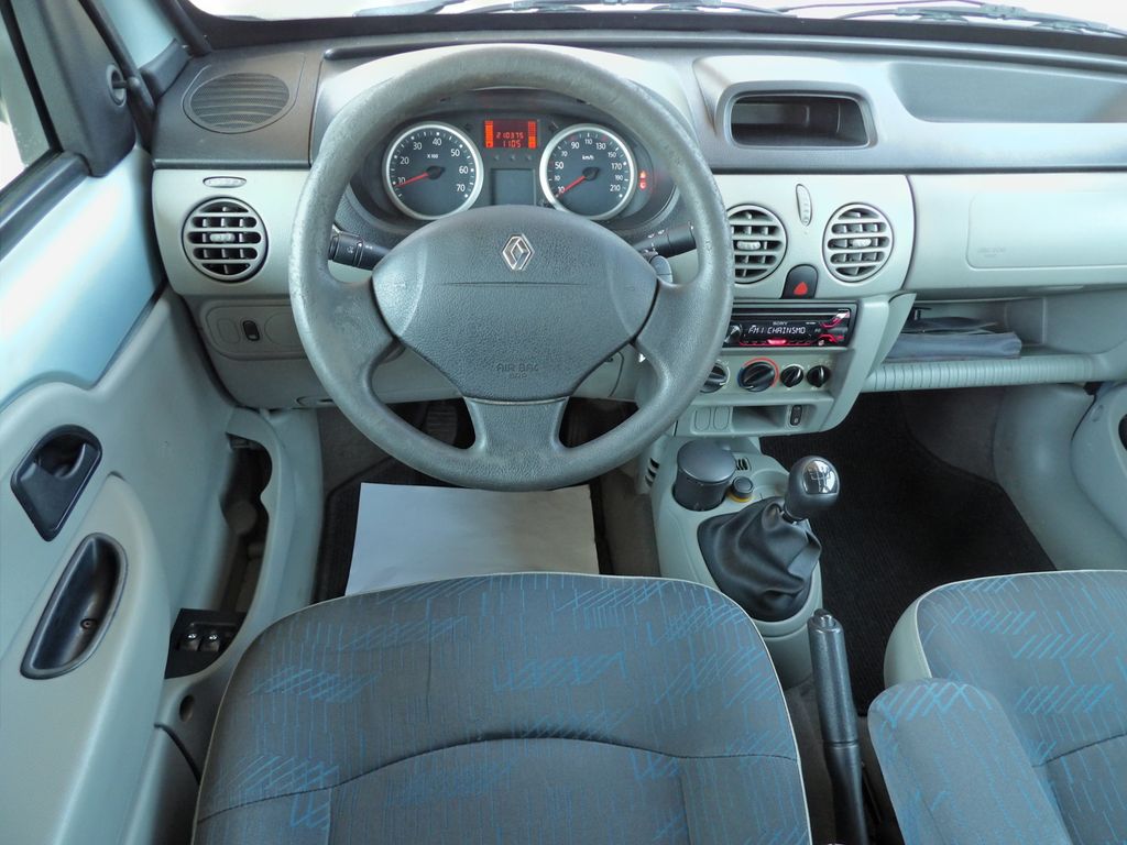 renault-kangoo-1-2i-16v-55kw-klimatizace - 6
