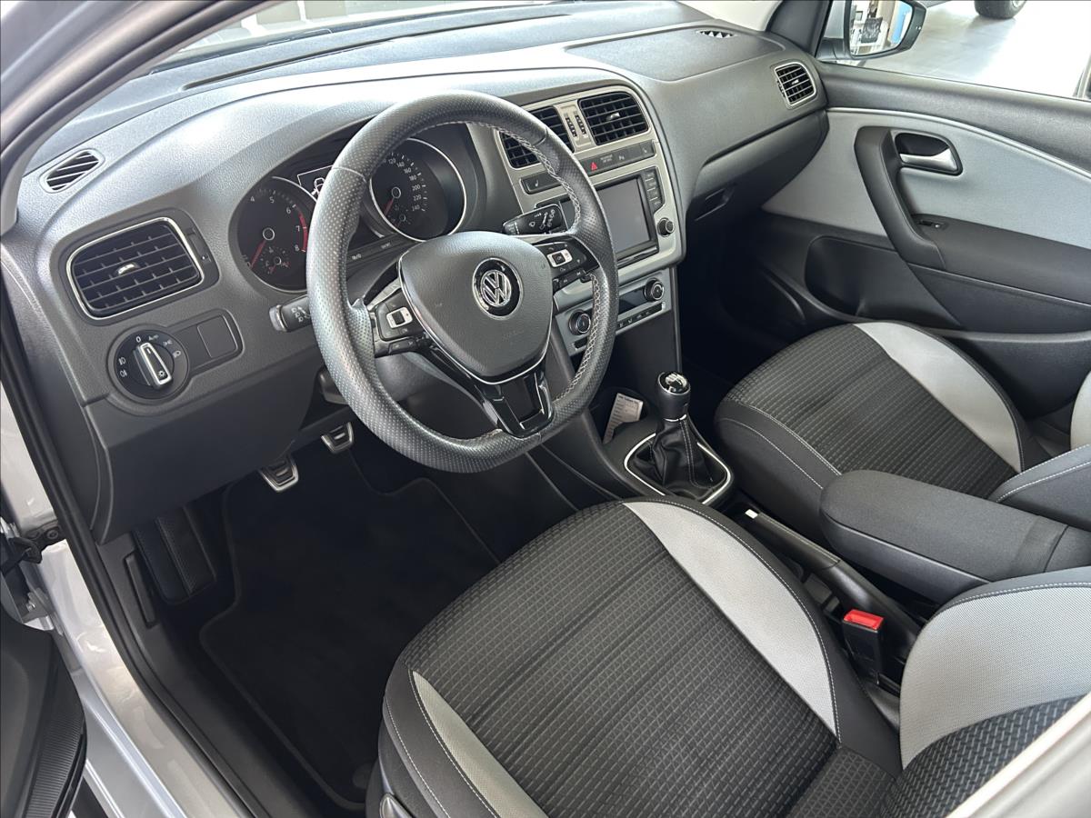 volkswagen-polo-1-2-tsi-cross-serviska-1-maj - 6