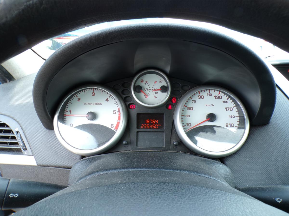 peugeot-207-1-4-hdi - 7