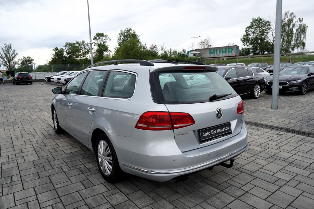 volkswagen-passat-2-0-tdi-dsg-140ps-navigace - 3