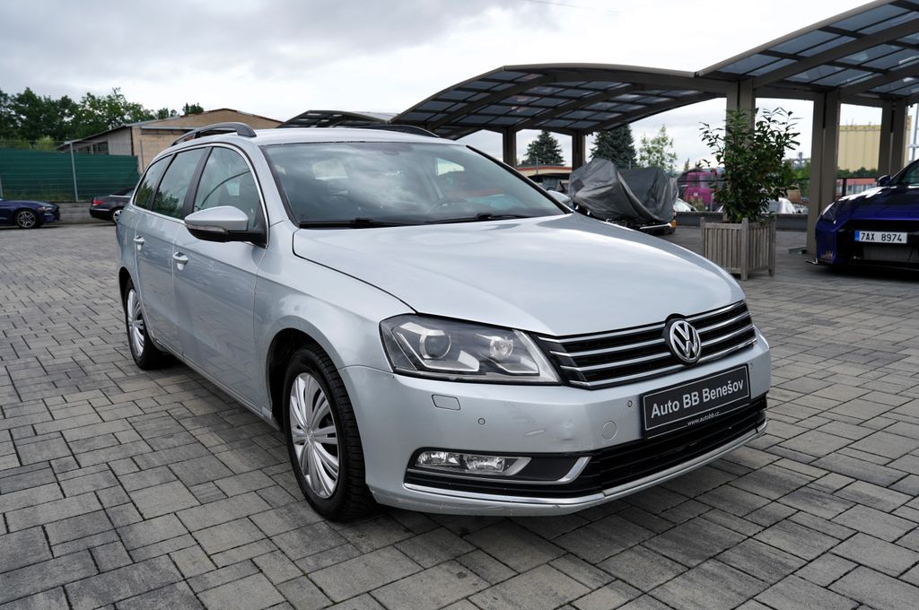 volkswagen-passat-2-0-tdi-dsg-140ps-navigace - 7