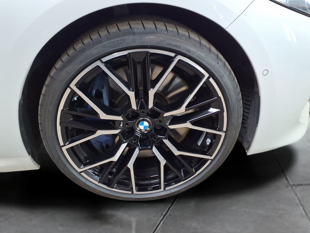 bmw-rada-8-m850i-xdrive-coupe-10-2025-top - 4