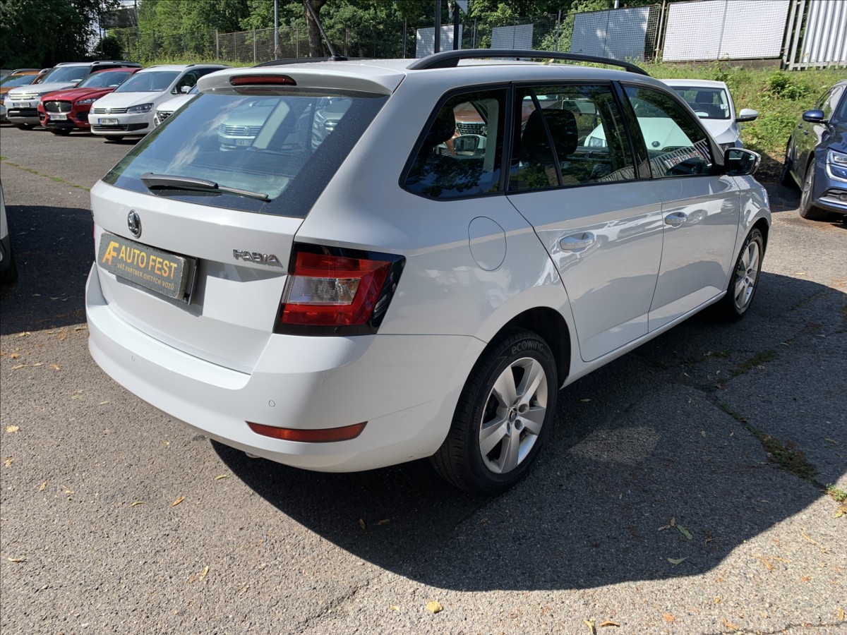 skoda-fabia-1-0-tsi-81kw-1-maj-cr-serviska - 4