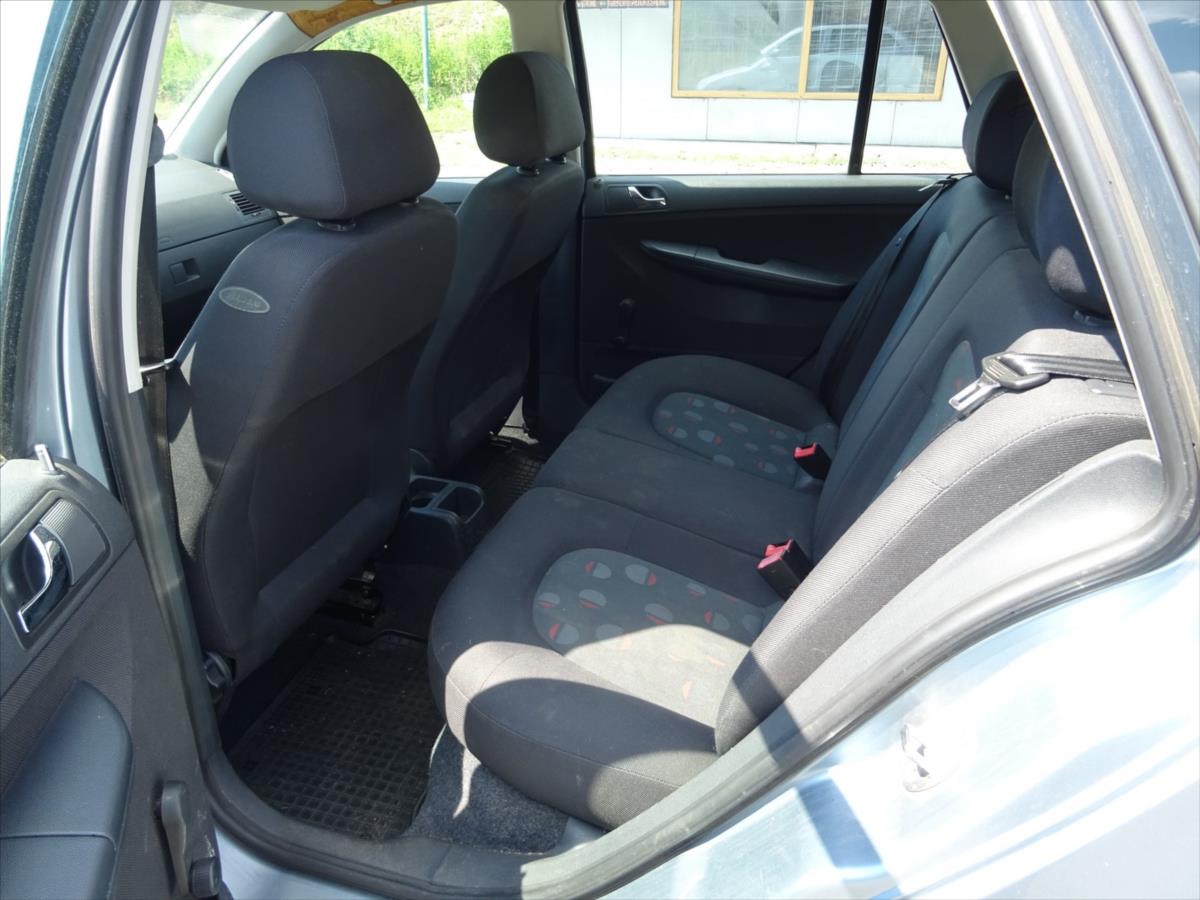 skoda-fabia-1-4 - 9