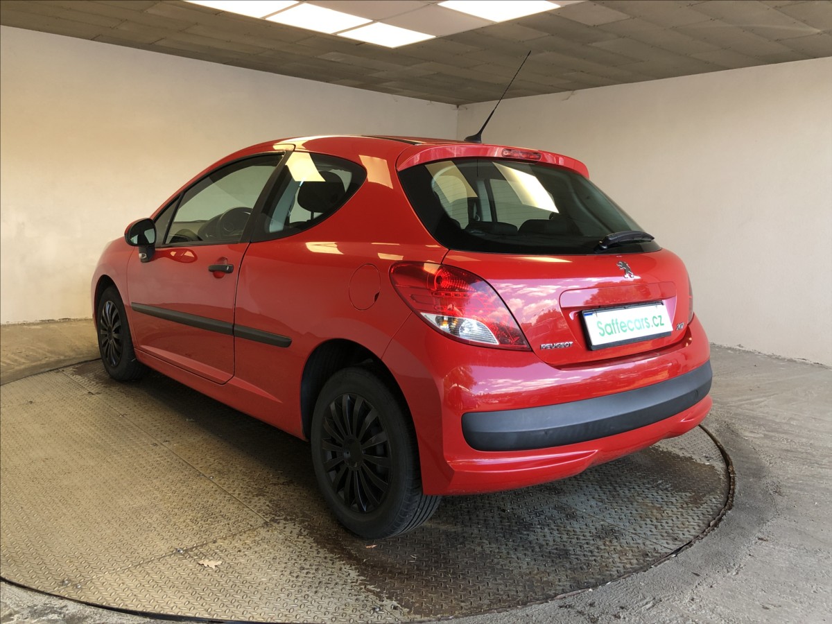 peugeot-207-1-4-i - 4