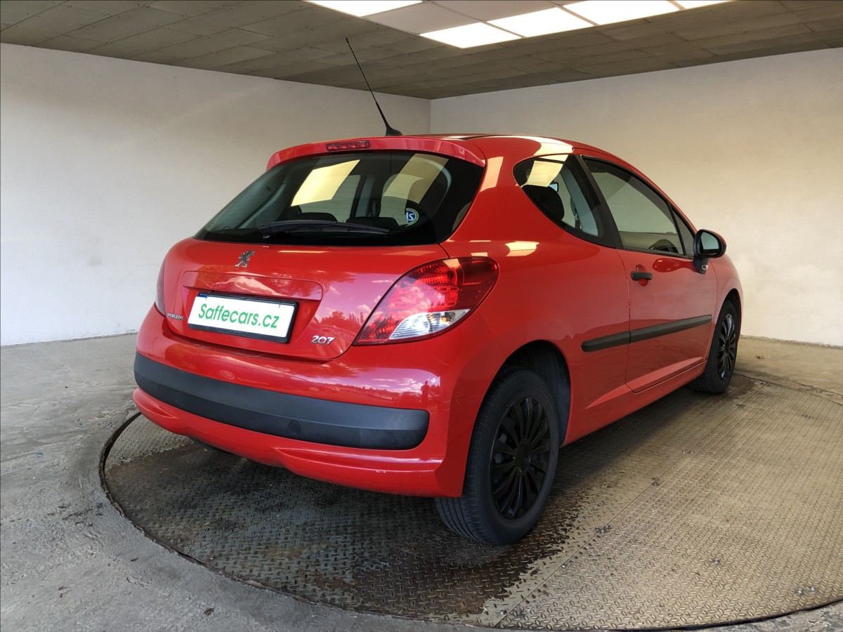 peugeot-207-1-4-i - 6