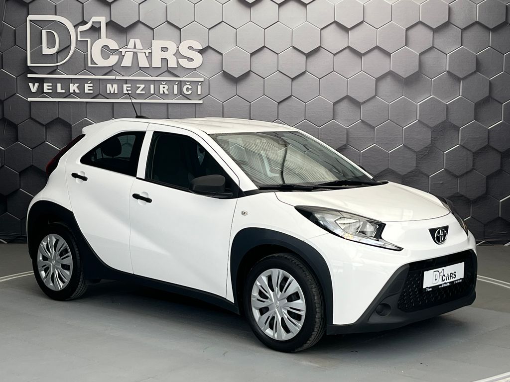 toyota-aygo-x-1-0-vvt-i-53-kw-zamluveno - 5