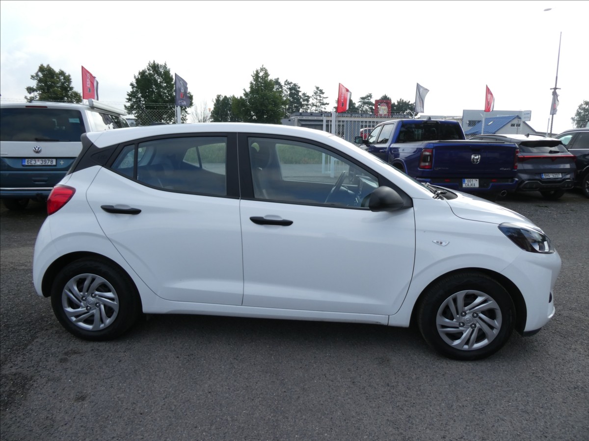 hyundai-i10-1-0-mpi-50kw-classic-tempomat - 1