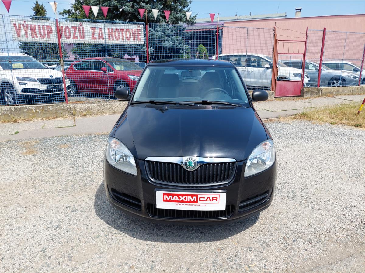 skoda-fabia-1-2-12v - 1