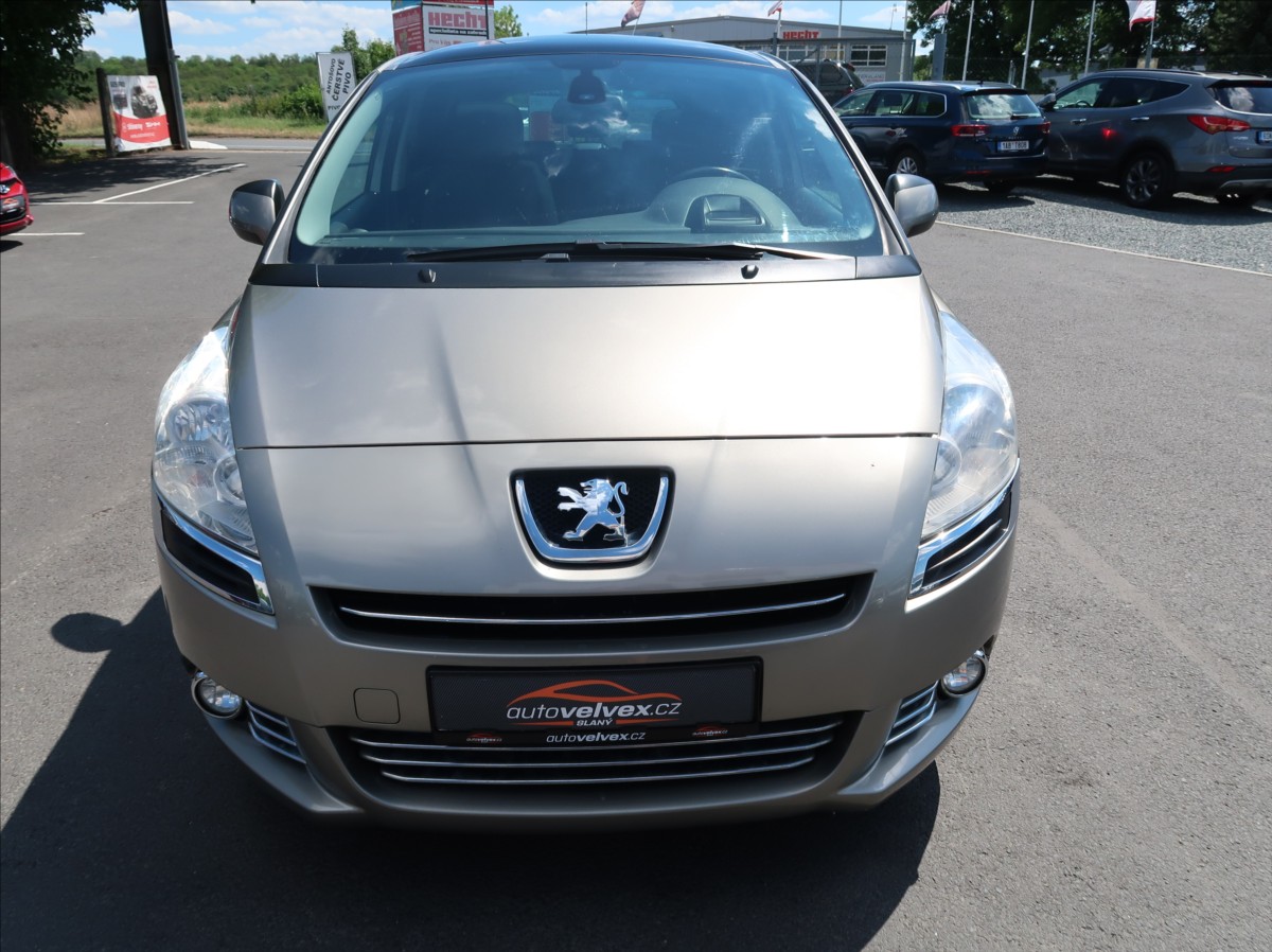 peugeot-5008-2-0-hdi-110kw-novecr-7mist - 6