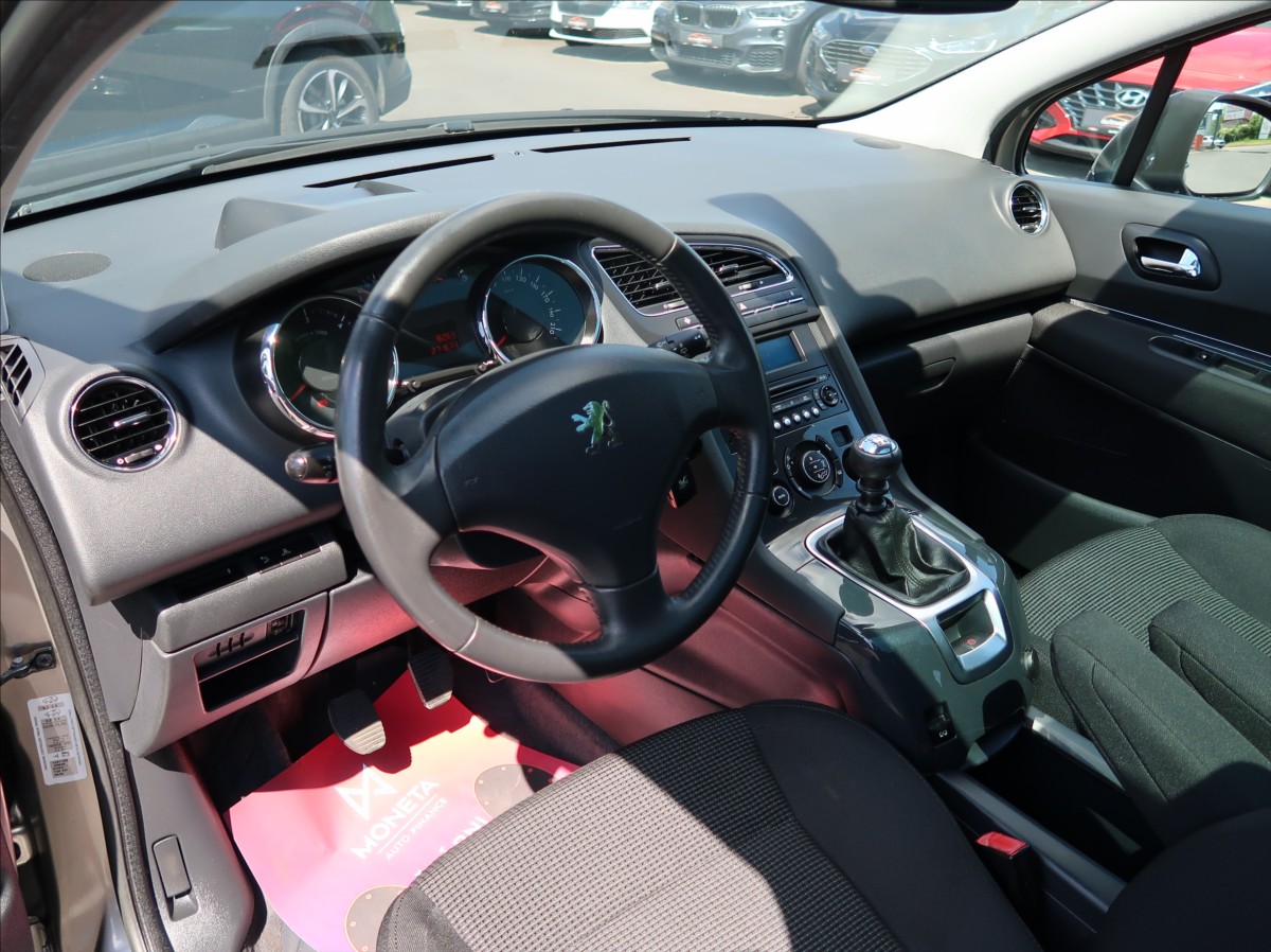 peugeot-5008-2-0-hdi-110kw-novecr-7mist - 8