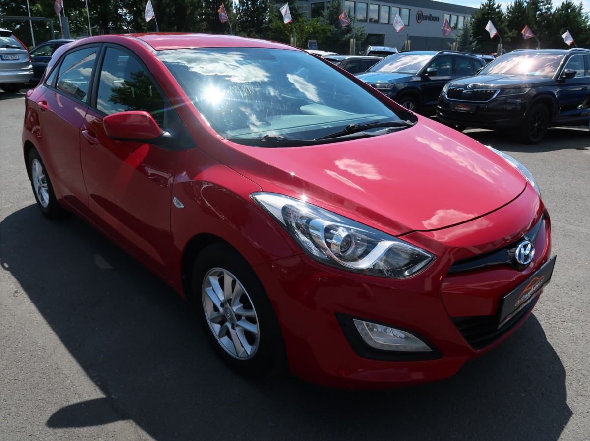 hyundai-i30-1-4-cvvt-73kw-novecr-klima - 1