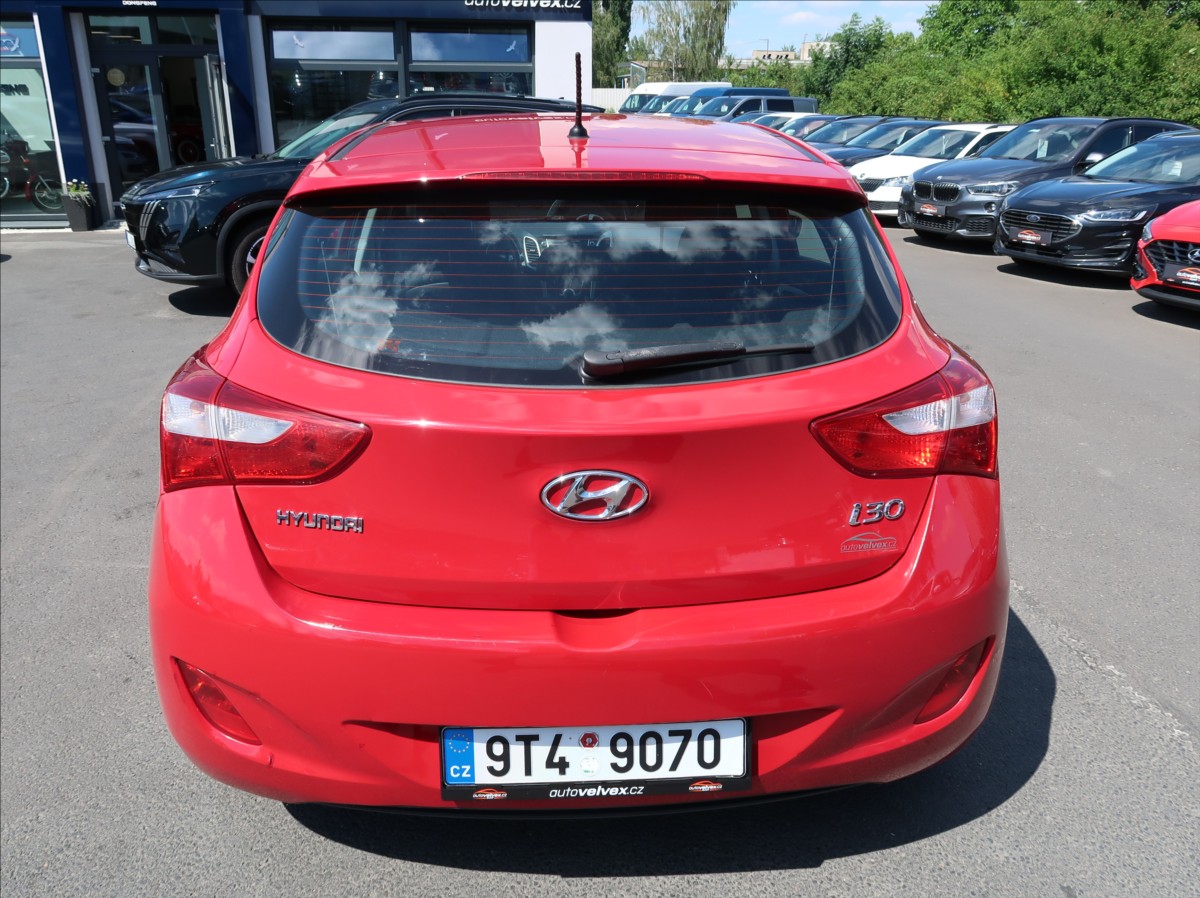 hyundai-i30-1-4-cvvt-73kw-novecr-klima - 7