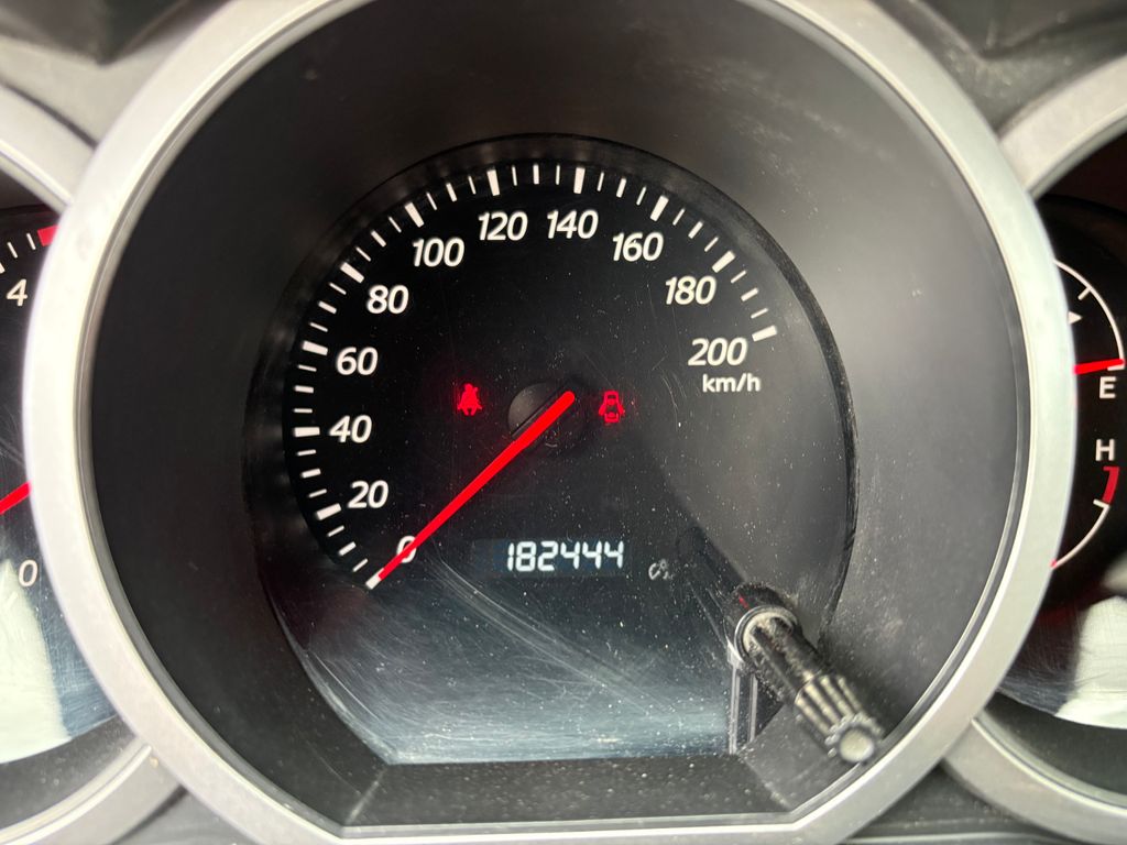 suzuki-grand-vitara-1-9ddis-95kw-tazne-4x4 - 8