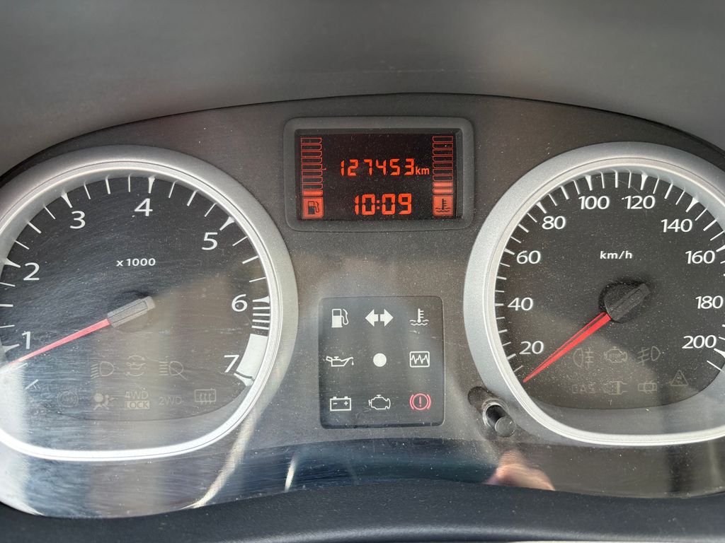 dacia-duster-1-6i-77kw-klima - 8