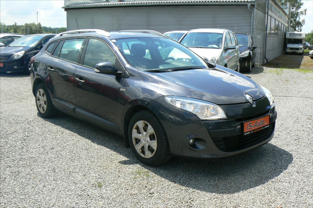 renault-megane-1-5-dci-grand-tour - 1