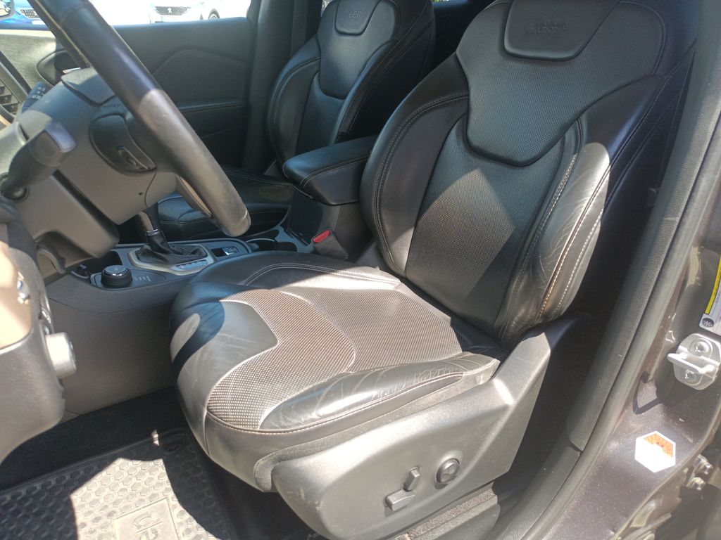 jeep-cherokee-2-2-4wd-9atx-200k-limited - 8