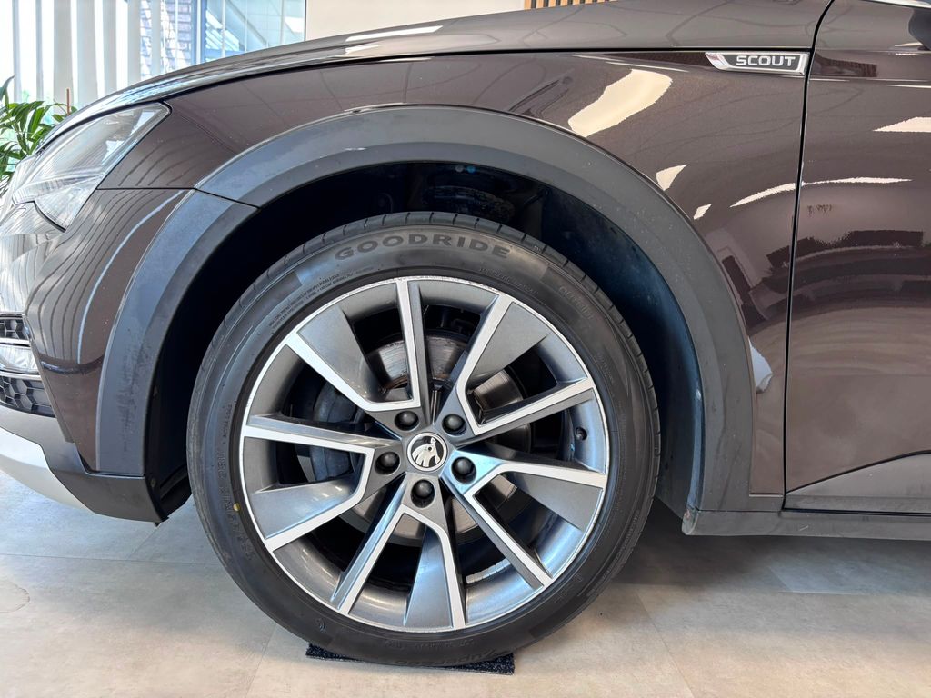 skoda-superb-scout-4x4-2-0-tdi-147kw - 4
