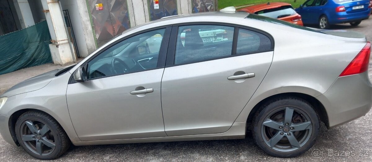 volvo-s60-d3-komplet-po-servisu - 2