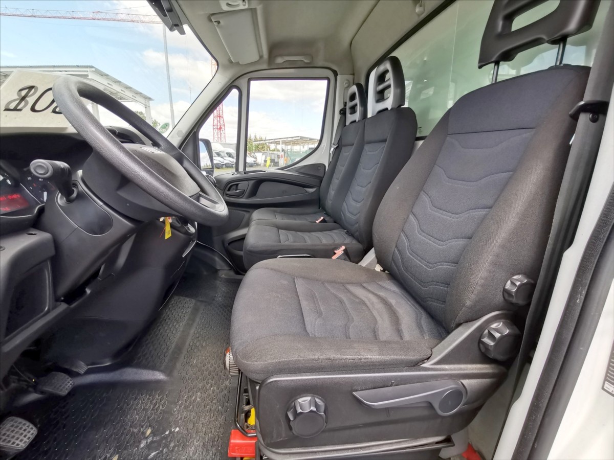 iveco-daily-50c15-3-0-skrin-8pal-celo-3-5t - 4