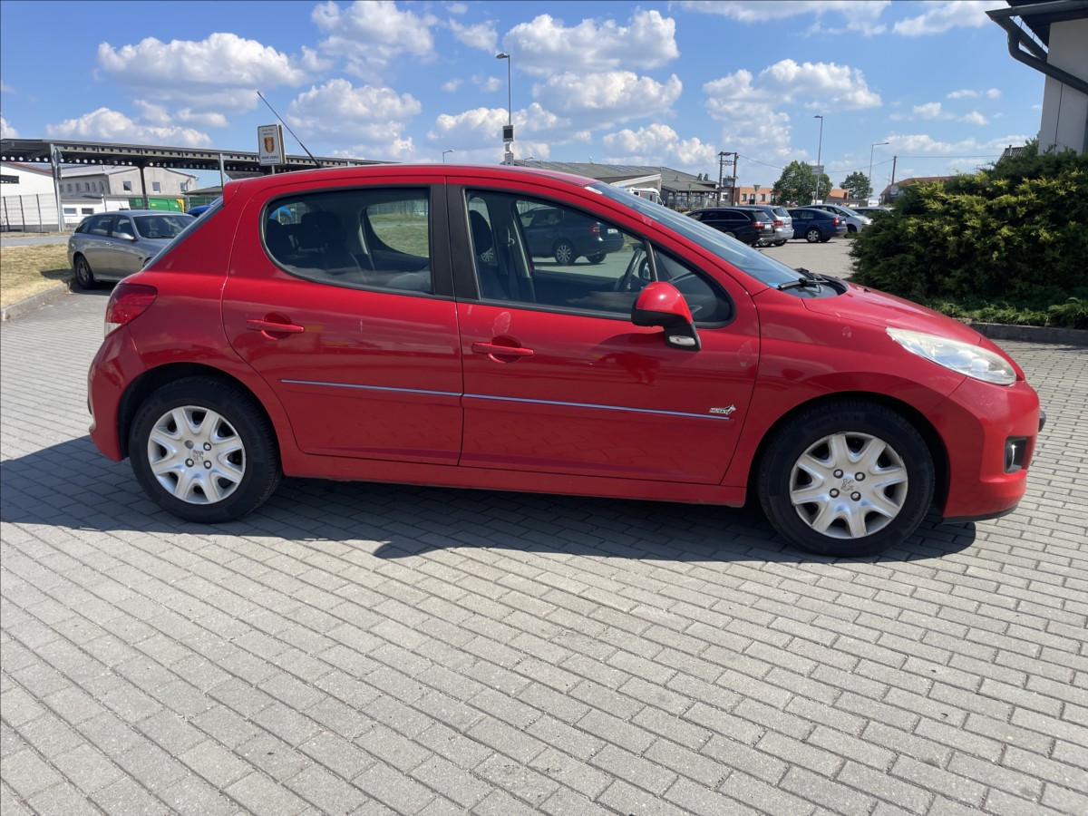 peugeot-207-1-4-i-54kw-klima-esp - 4