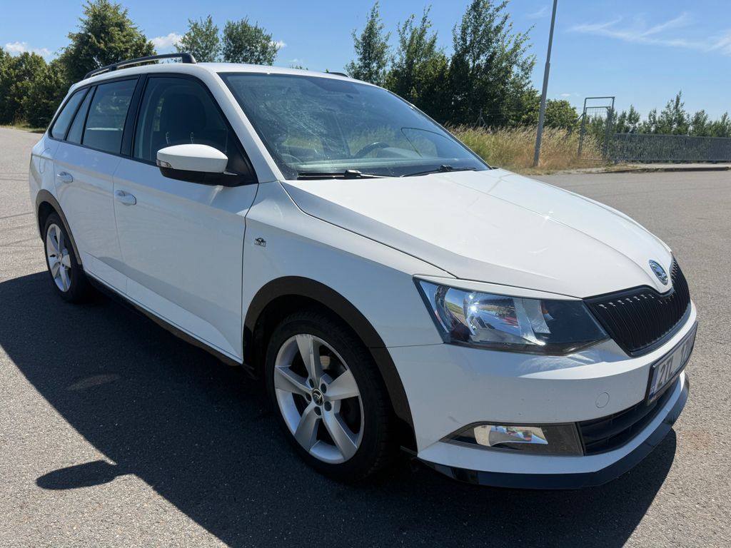skoda-fabia-1-0-mpi-55-kw-lpg-monte-carlo - 5