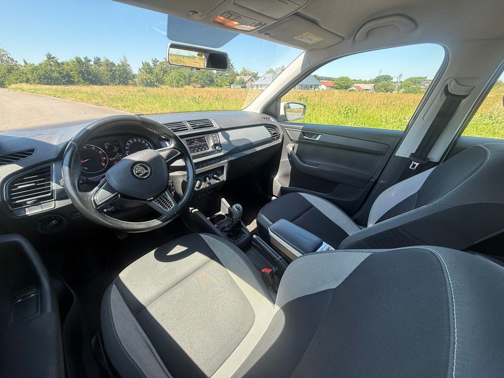 skoda-fabia-1-0-mpi-55-kw-lpg-monte-carlo - 9