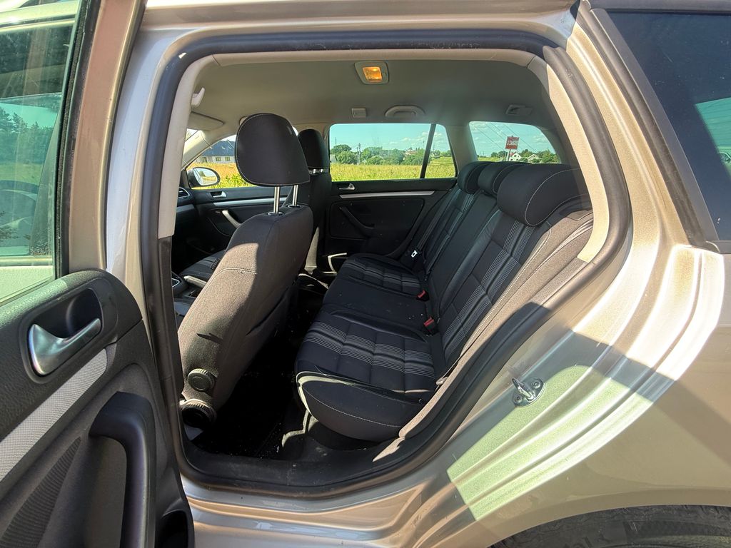 volkswagen-golf - 9