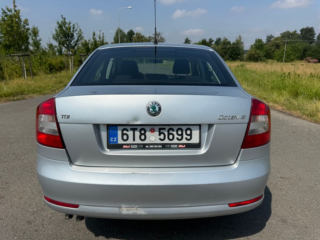 skoda-octavia-1-9-tdi-pd-ambiente - 3