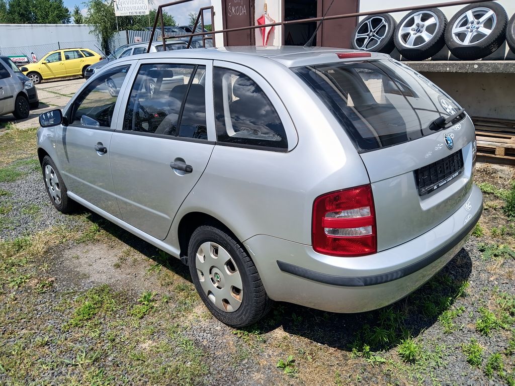 skoda-fabia-1-2-htp-classic-combi - 2