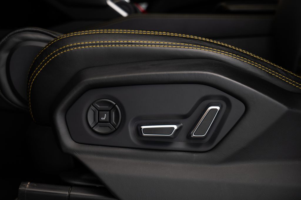 lamborghini-urus-23-b-o-3d-pano-full-adas-dab - 7