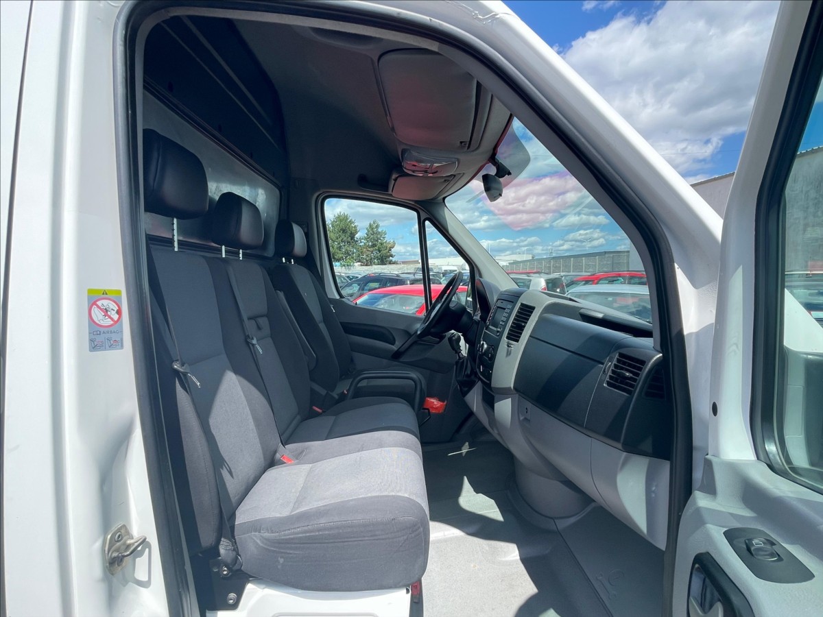 volkswagen-crafter-2-0-tdi - 8