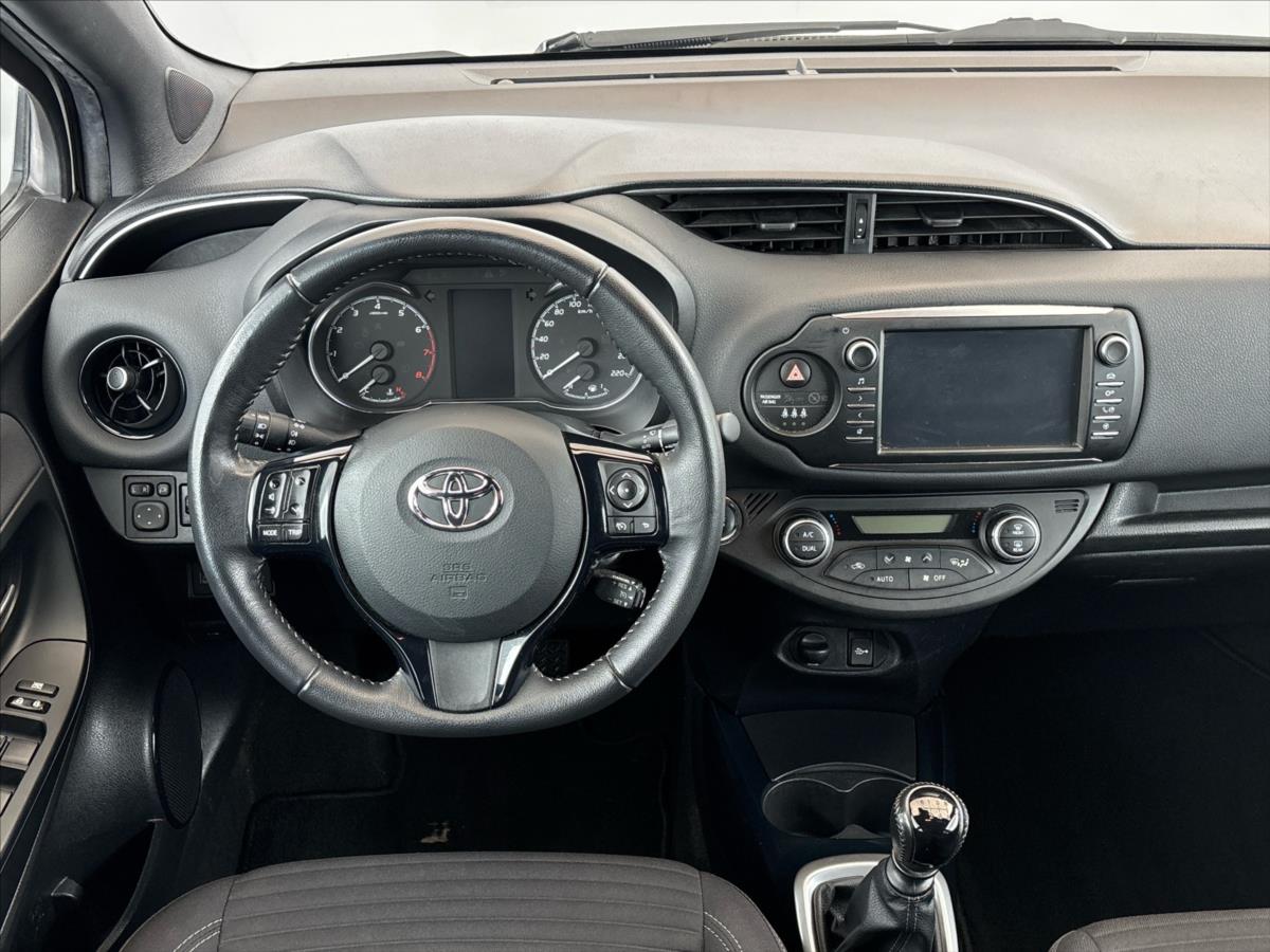 toyota-yaris-1-5-dual-vvt-i-selection - 4