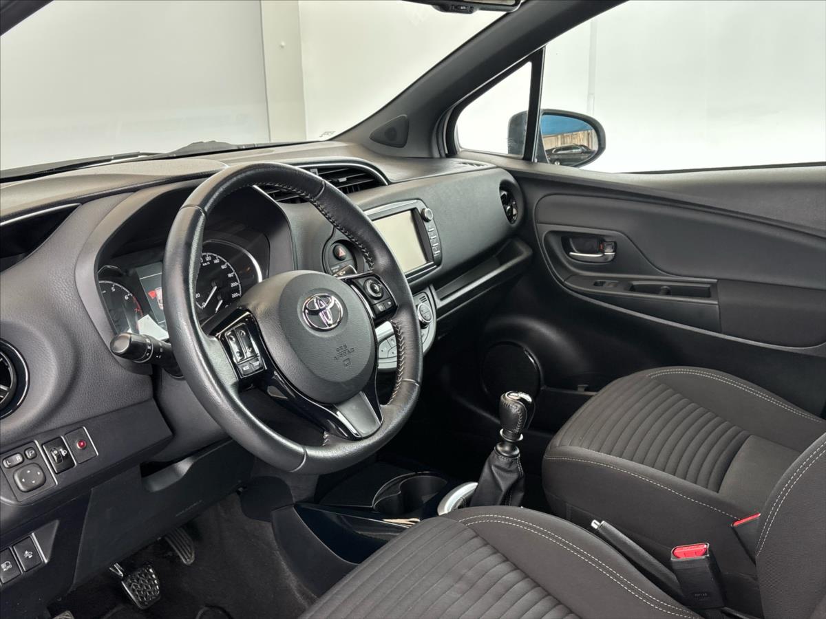 toyota-yaris-1-5-dual-vvt-i-selection - 5