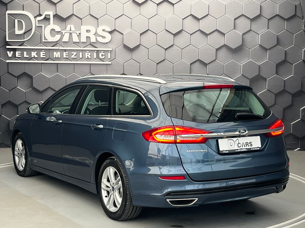 ford-mondeo-2-0-eb-titanium-awd-cebia - 1