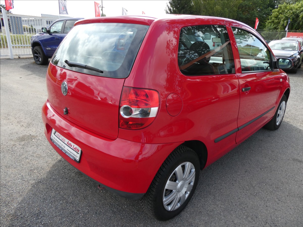 volkswagen-fox-1-2-htp-2-x-kola - 8