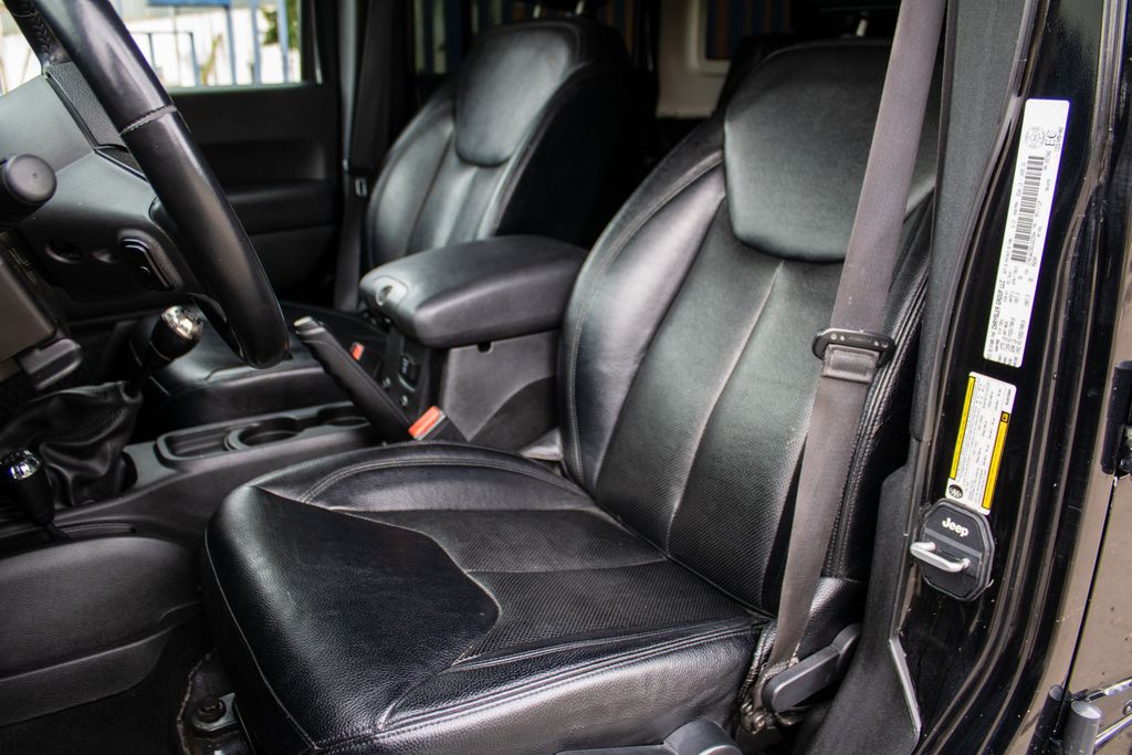 jeep-wrangler - 8