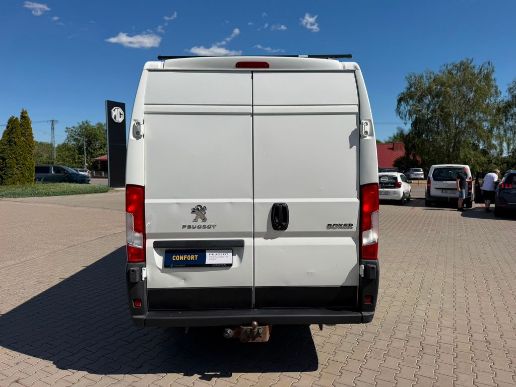 peugeot-boxer-l4h4-2-2bhdi-165-novy-motor - 9