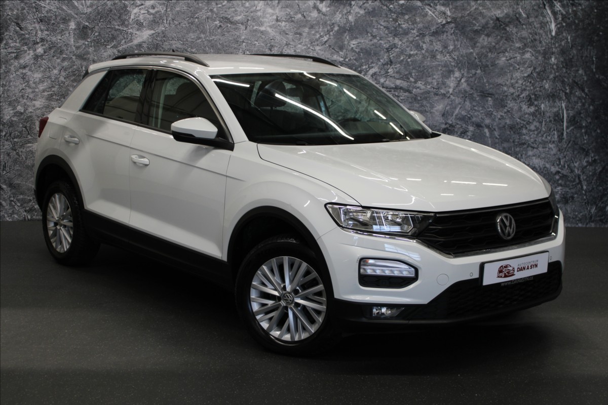 volkswagen-t-roc-1-6-tdi-1-majitel-cz-top - 1
