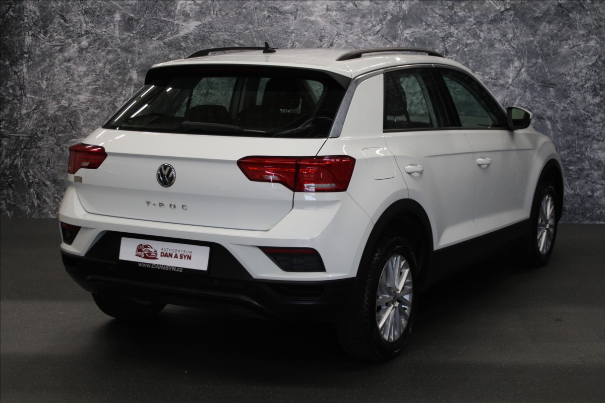 volkswagen-t-roc-1-6-tdi-1-majitel-cz-top - 3