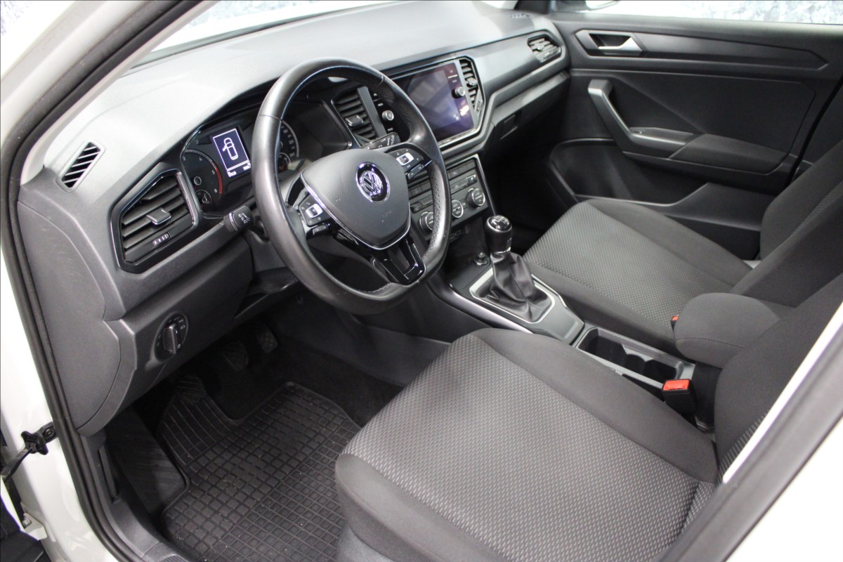 volkswagen-t-roc-1-6-tdi-1-majitel-cz-top - 7